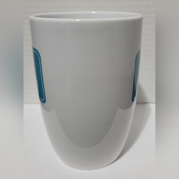 Everyday is a Fresh Start Ceramic Mug - Picture 4 of 4